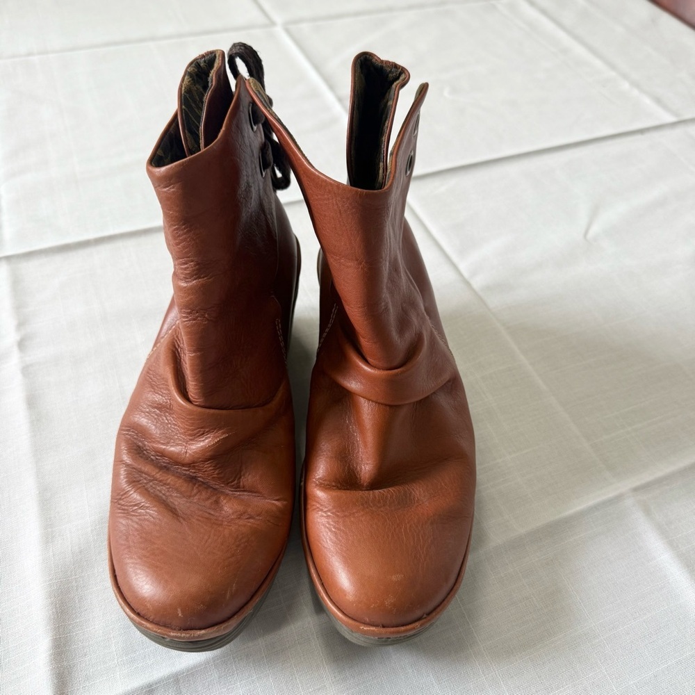 Fly London Chestnut Brown Yuma Yama Wedge Boot 9.5 /40 Booties
